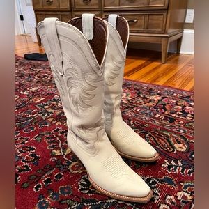 Tecovas Women’s Annie Boots - size 8 - only worn once